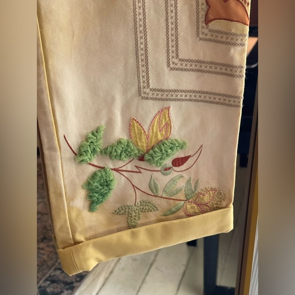 Free People We The Free NWOT Floral Electric Sands Embroidered Cropped Pants - Picture 5 of 16